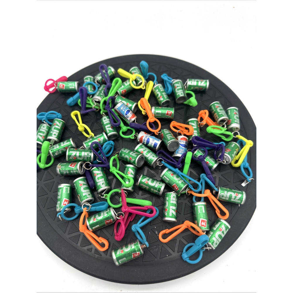 Lot Of 40 Rare VTG 80's 7 Up Pepsi Clip On Charm for Plastic Charms Necklace - Picture 1 of 3